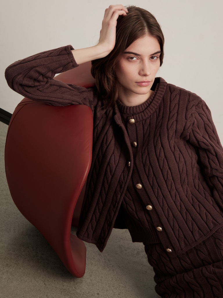 Cardigan en maille texturée avec boutons dorés