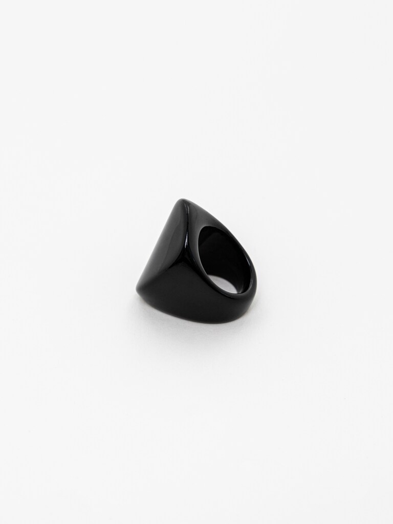 Chunky plastic ring