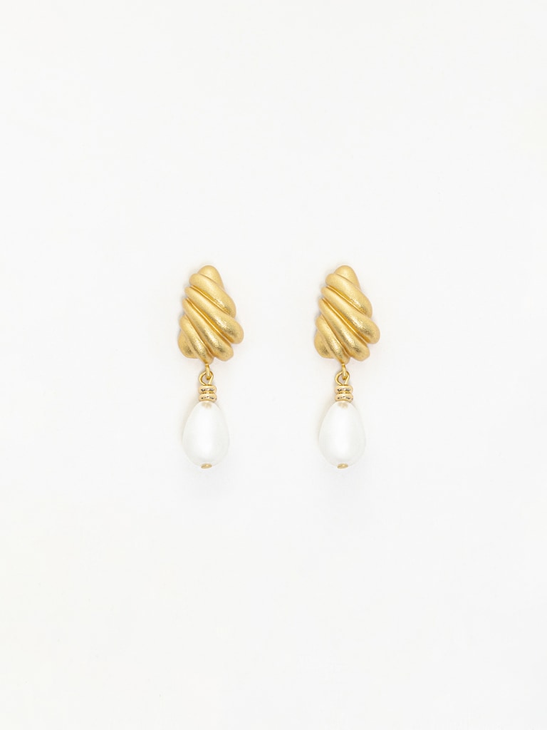 Stud earrings with intricate designs and teardrop pendants