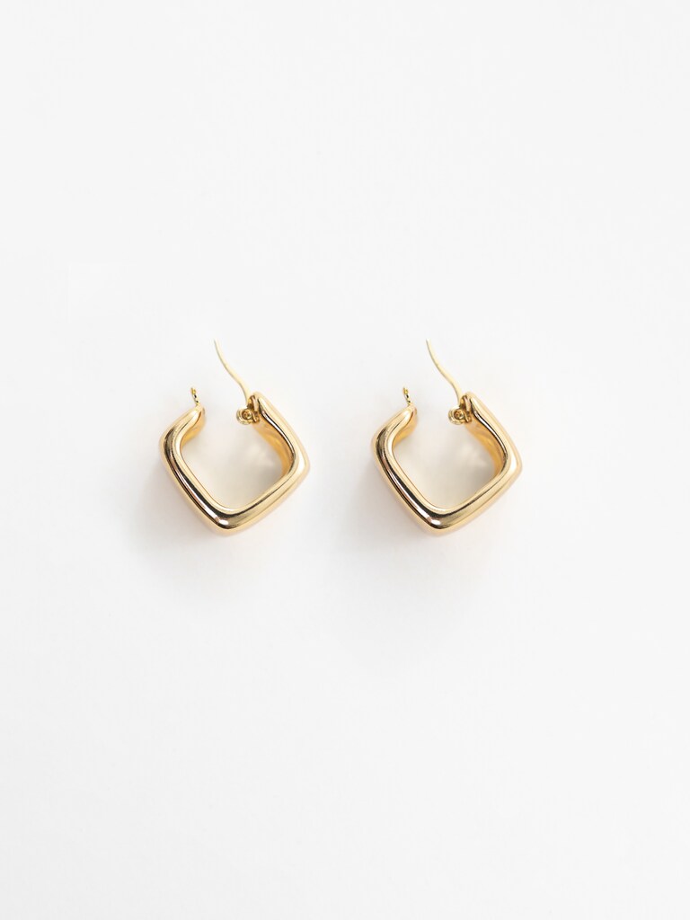Square-shaped earrings in smooth metal