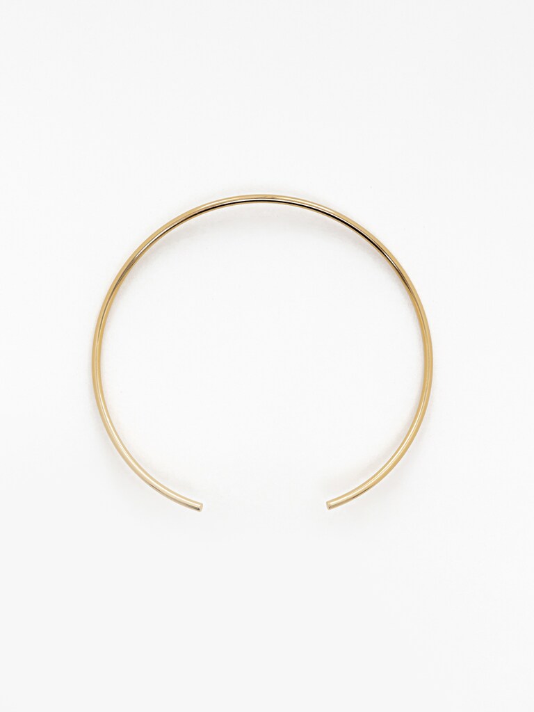 Round necklace in smooth metal