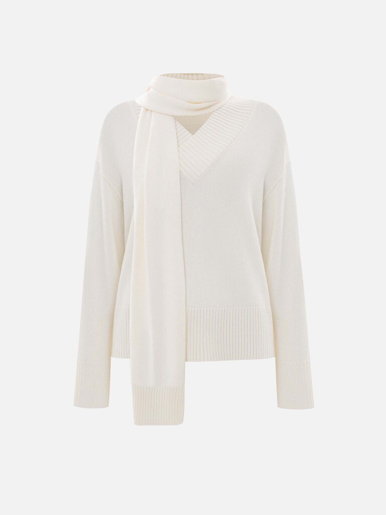 Knitted jumper with matching scarf