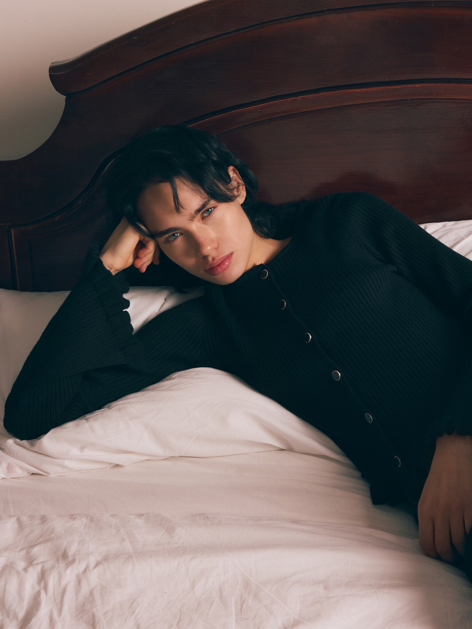 كارديجان محبوك مضلع مع كشكشة