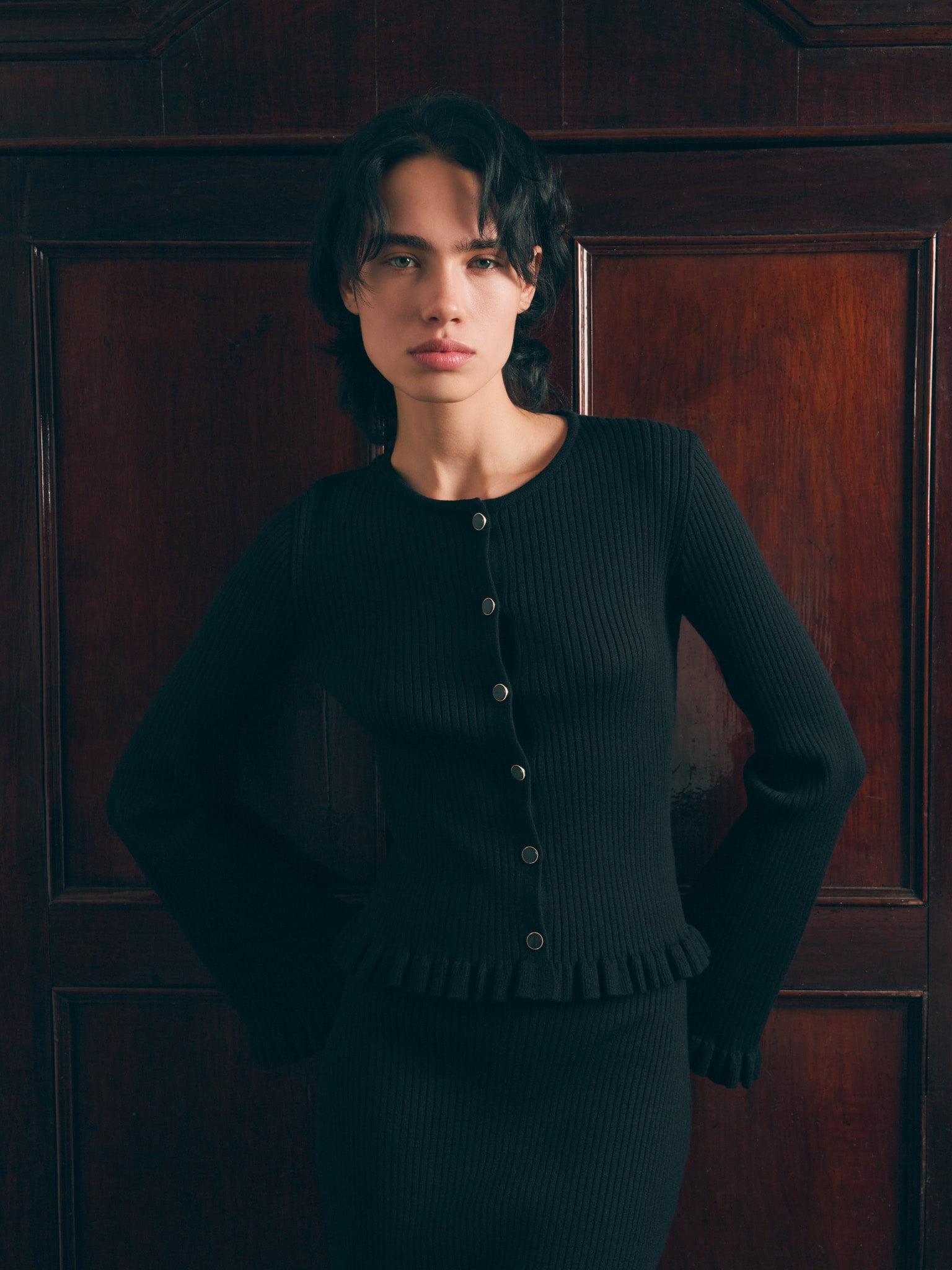 كارديجان محبوك مضلع مع كشكشة