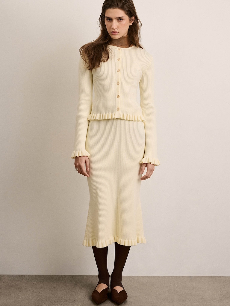 Ribbed midi knit skirt with ruffles