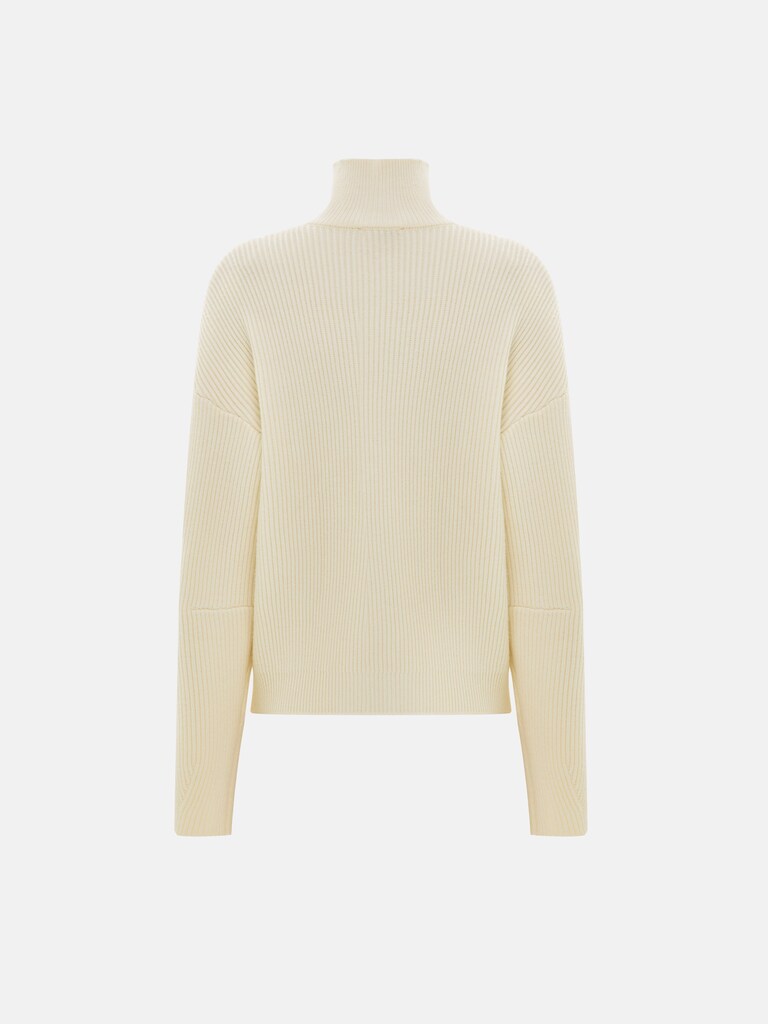 Loose-fitting chunky ribbed jumper