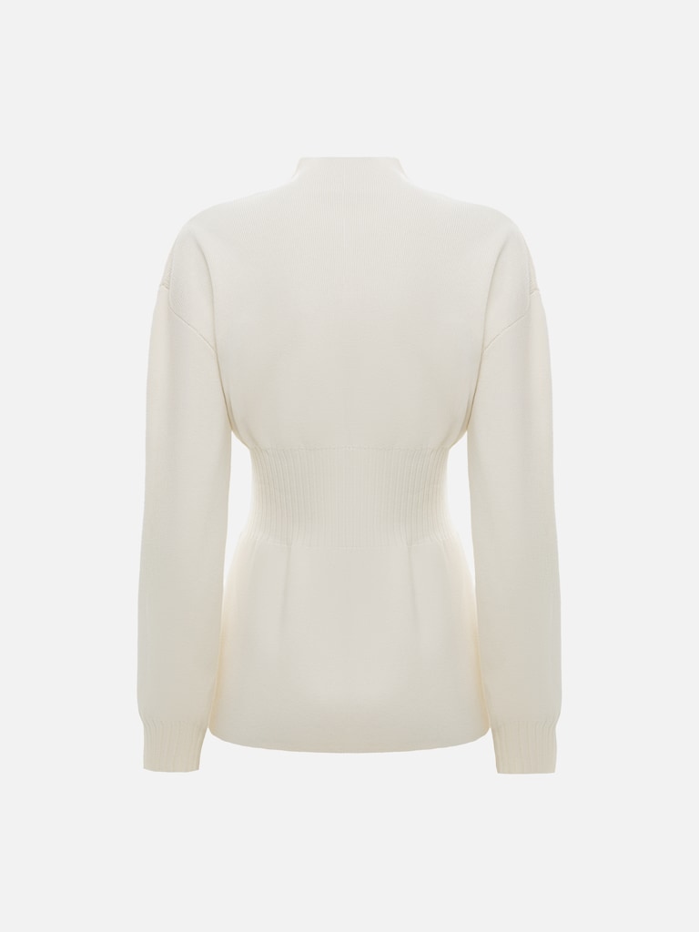 Dopasowany kardigan ze złotymi okuciami