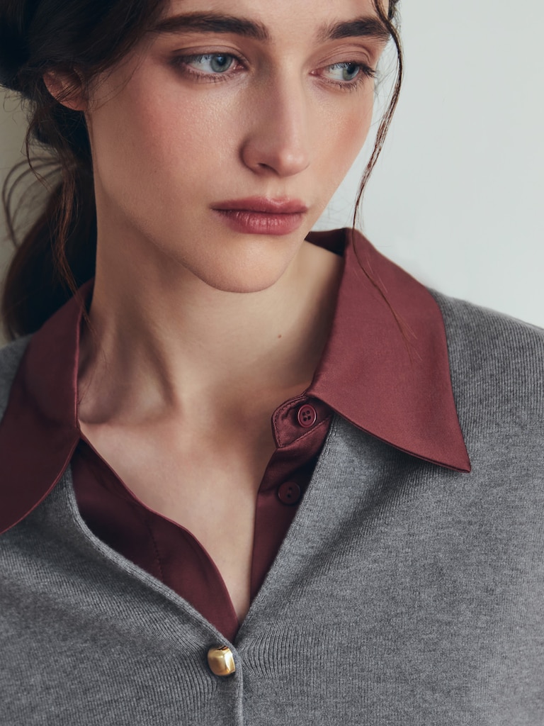 Приталенный кардиган из вязаного трикотажа