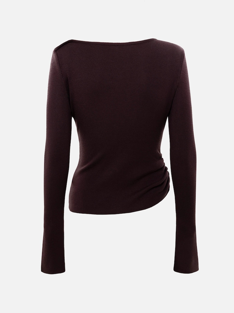 Viscose jumper with gathering and gold detailing on the collar