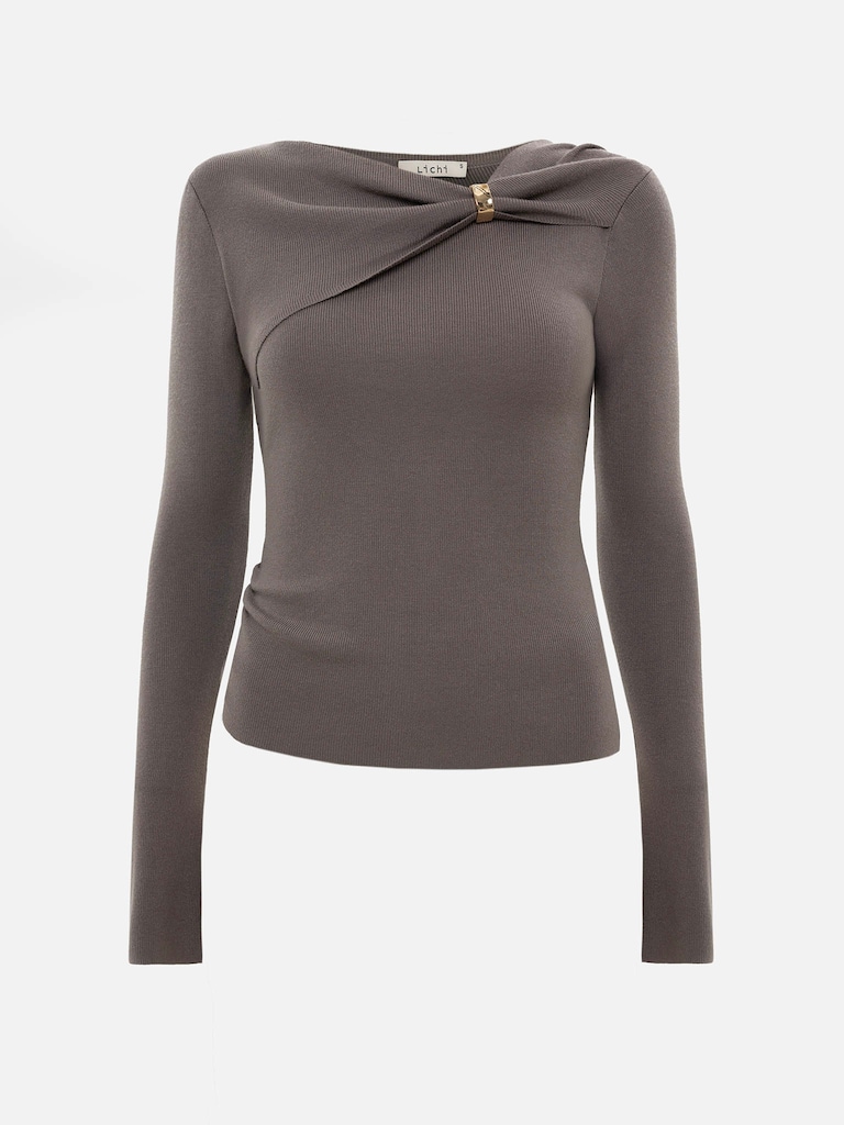 Джемпер из вискозы со сборкой и золотистым декором на воротнике