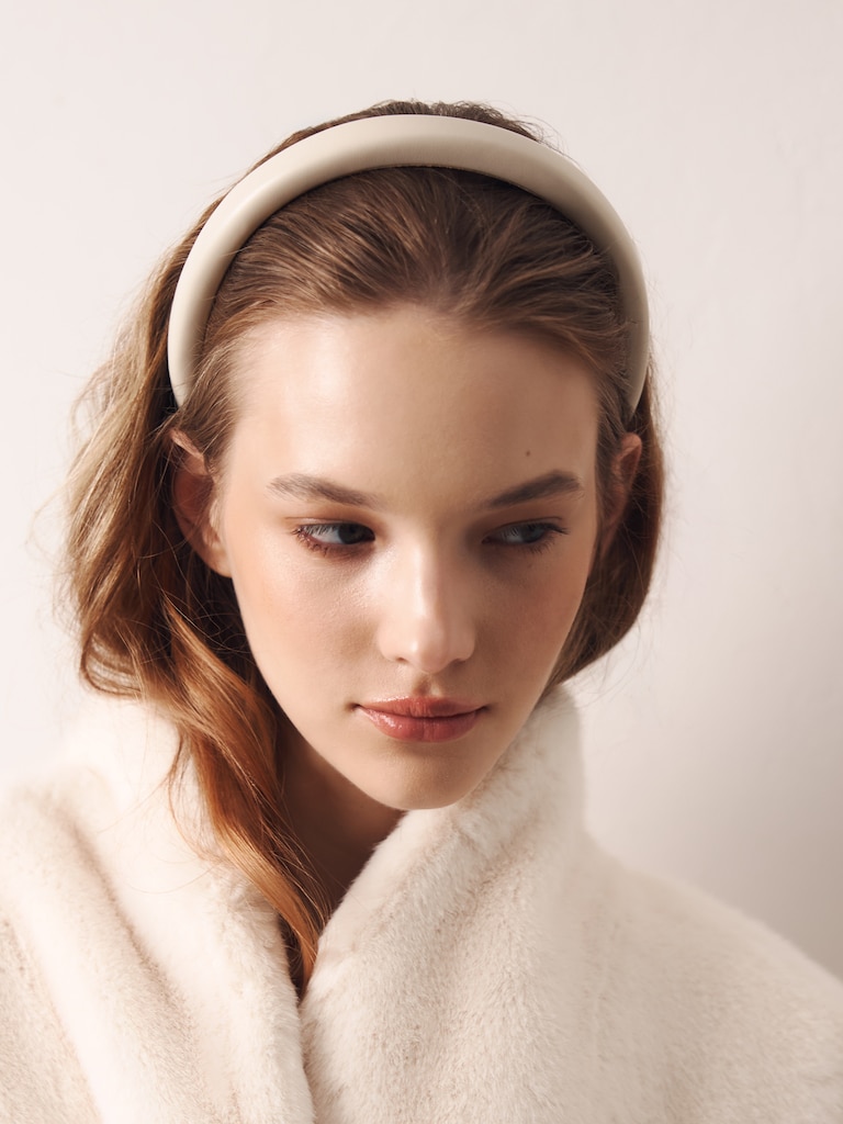 ربطة شعر من الجلد البيئي