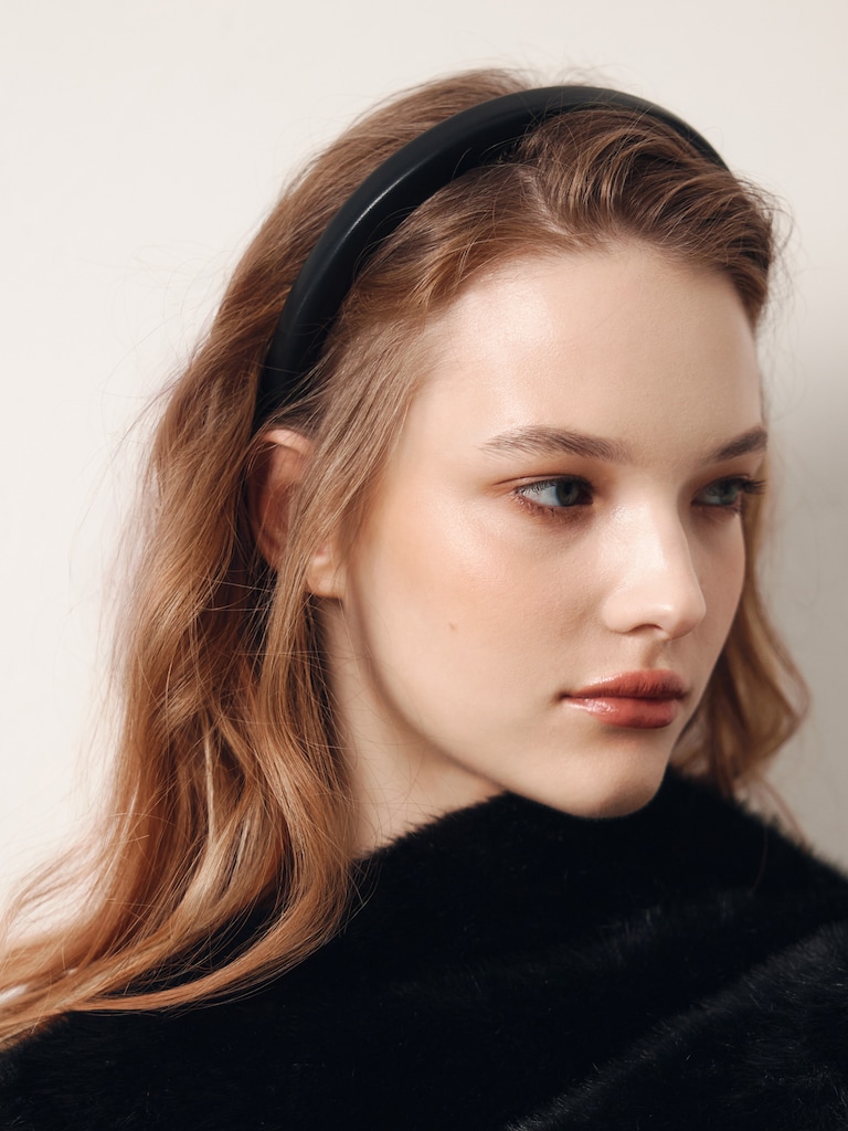 ربطة شعر من الجلد البيئي