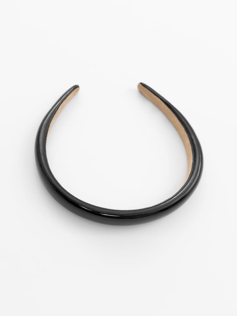 رباط شعر من الجلد البيئي المطلي