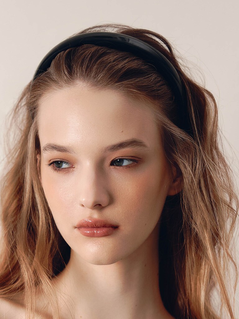 رباط شعر من الجلد البيئي المطلي