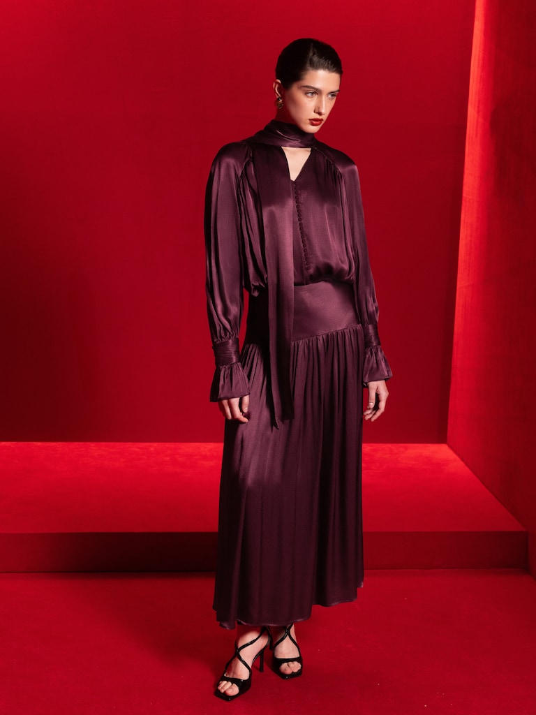 Viscose blouse with matching ribbon scarf