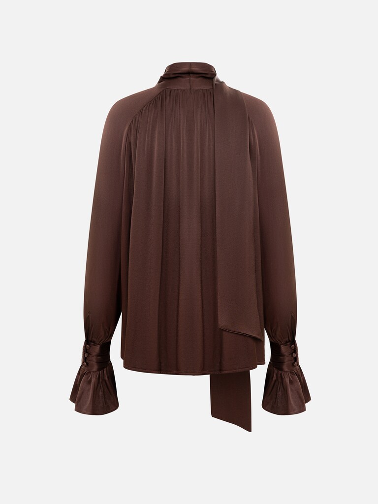 Блуза из вискозы с шарфом-лентой в тон