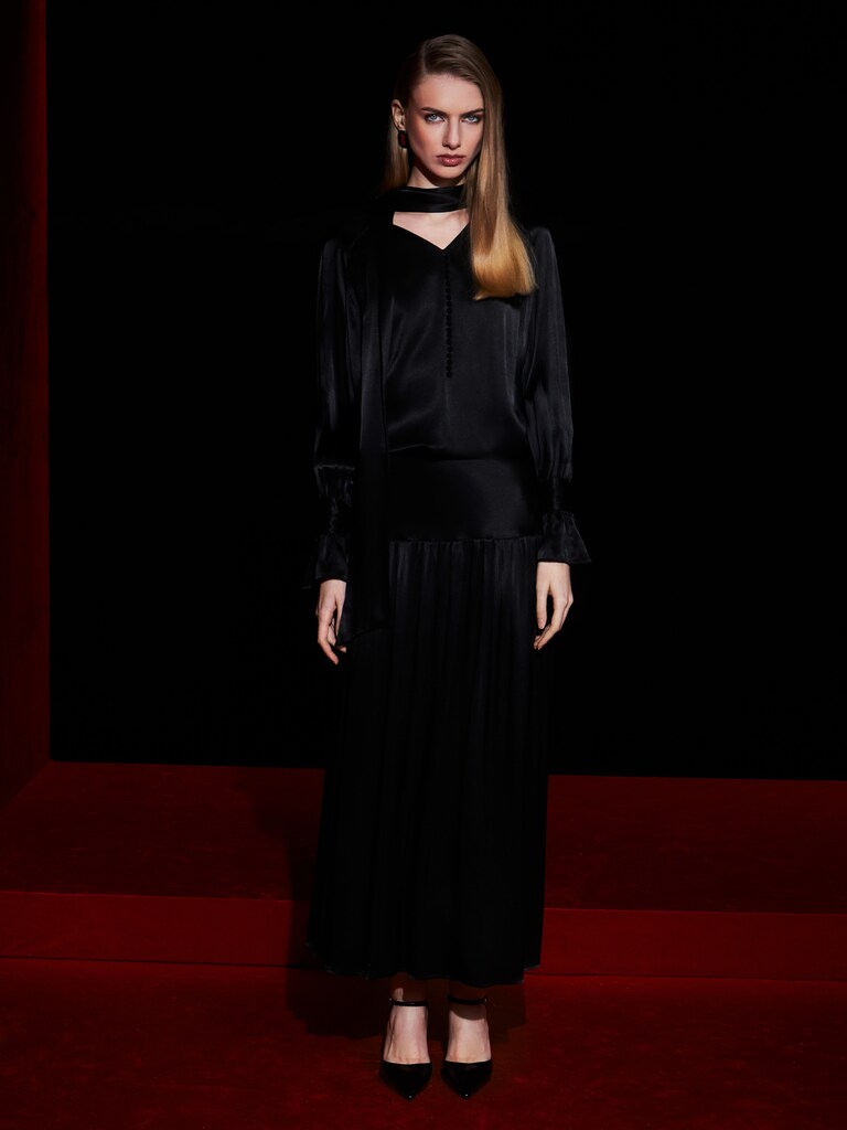 Юбка миди из вискозы со складками на бедрах