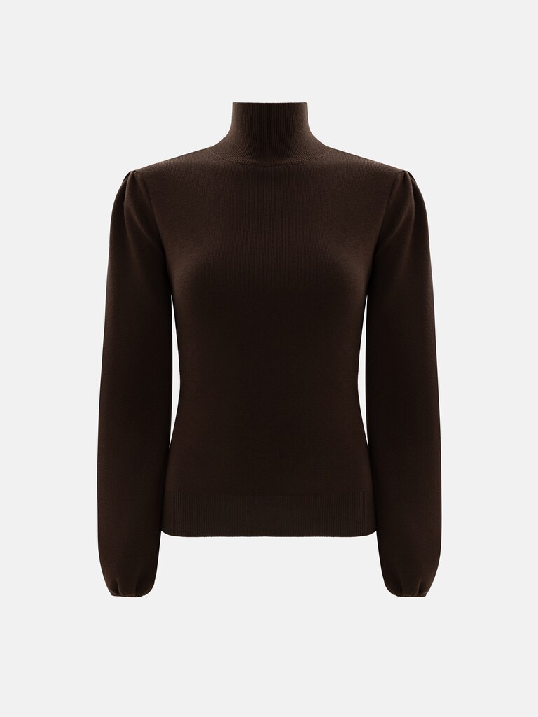 Smooth knitted jumper with slits on the sleeves
