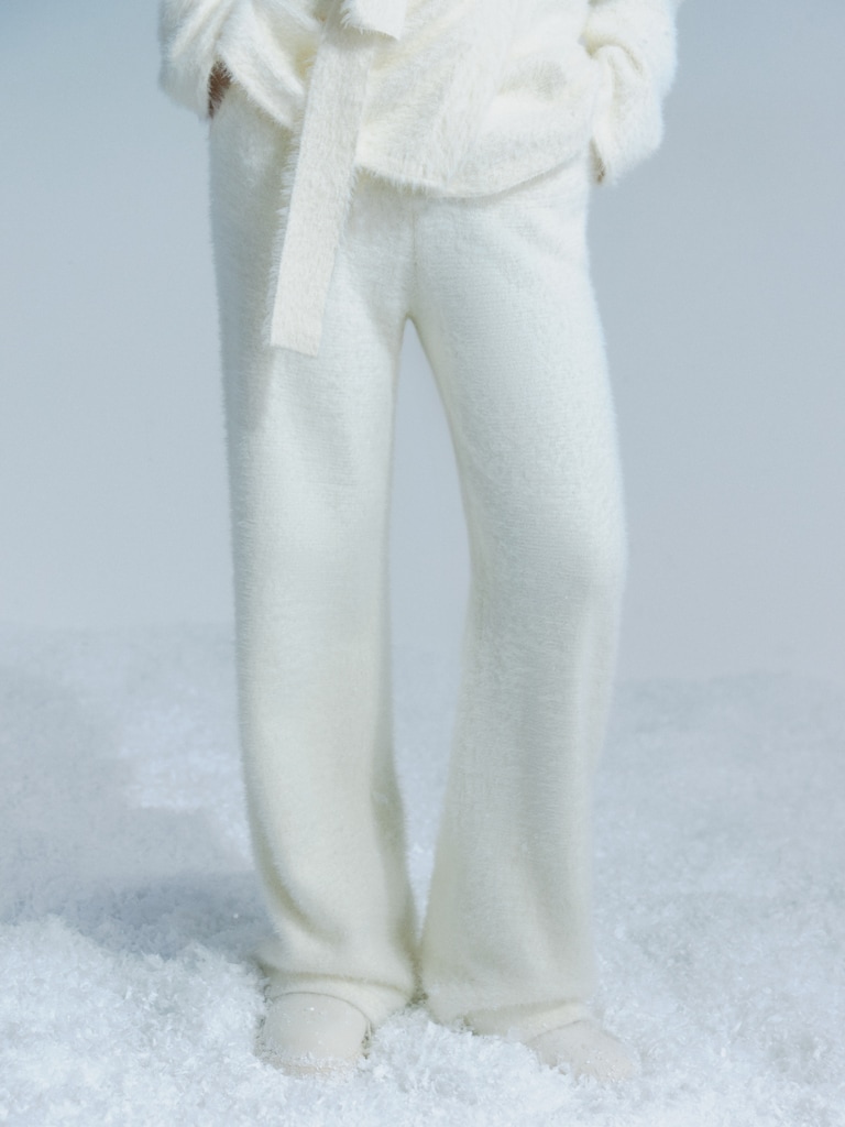 Gerade geschnittene flauschige Hose aus Jersey