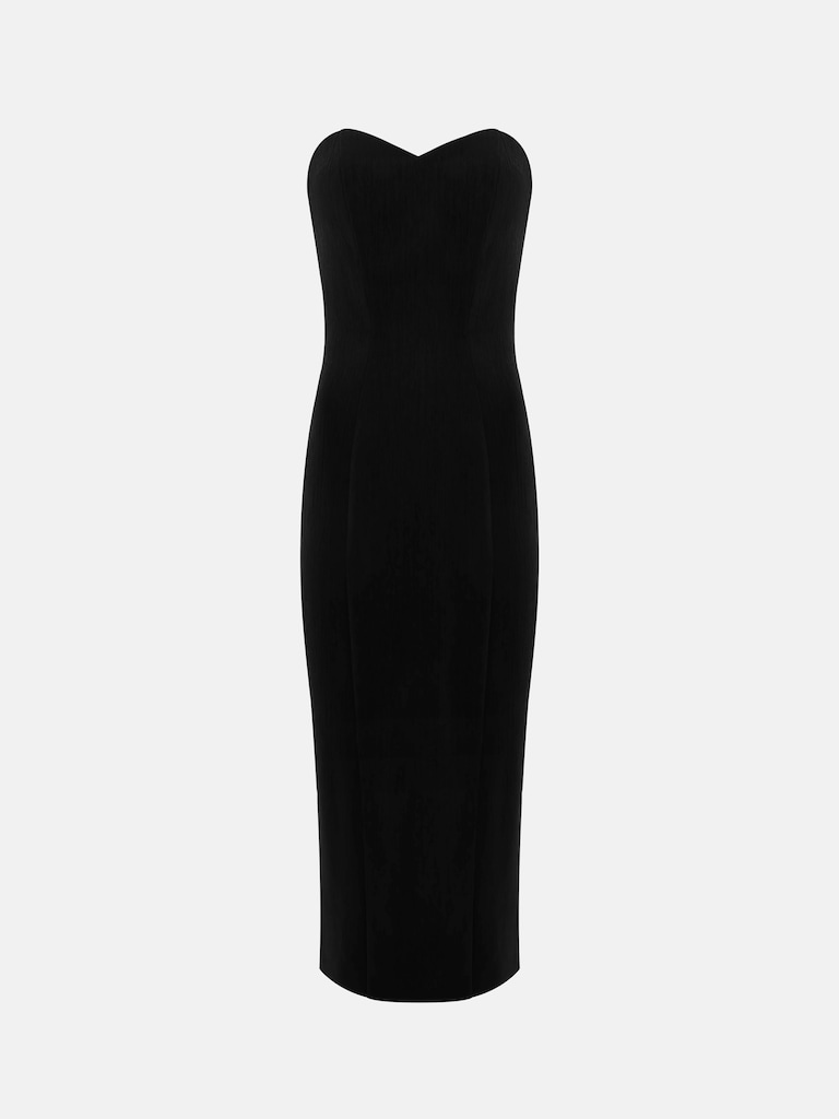 Midi dress with open shoulders