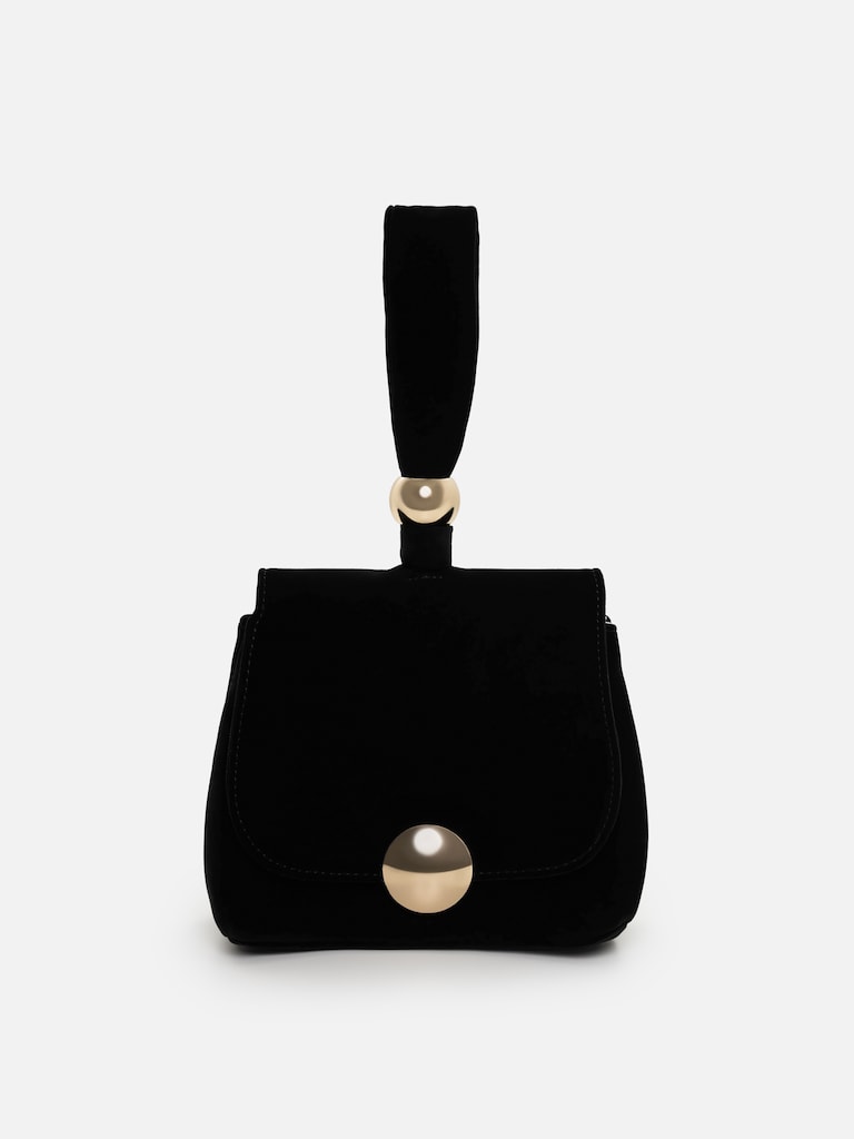 Velvet bag with golden fittings