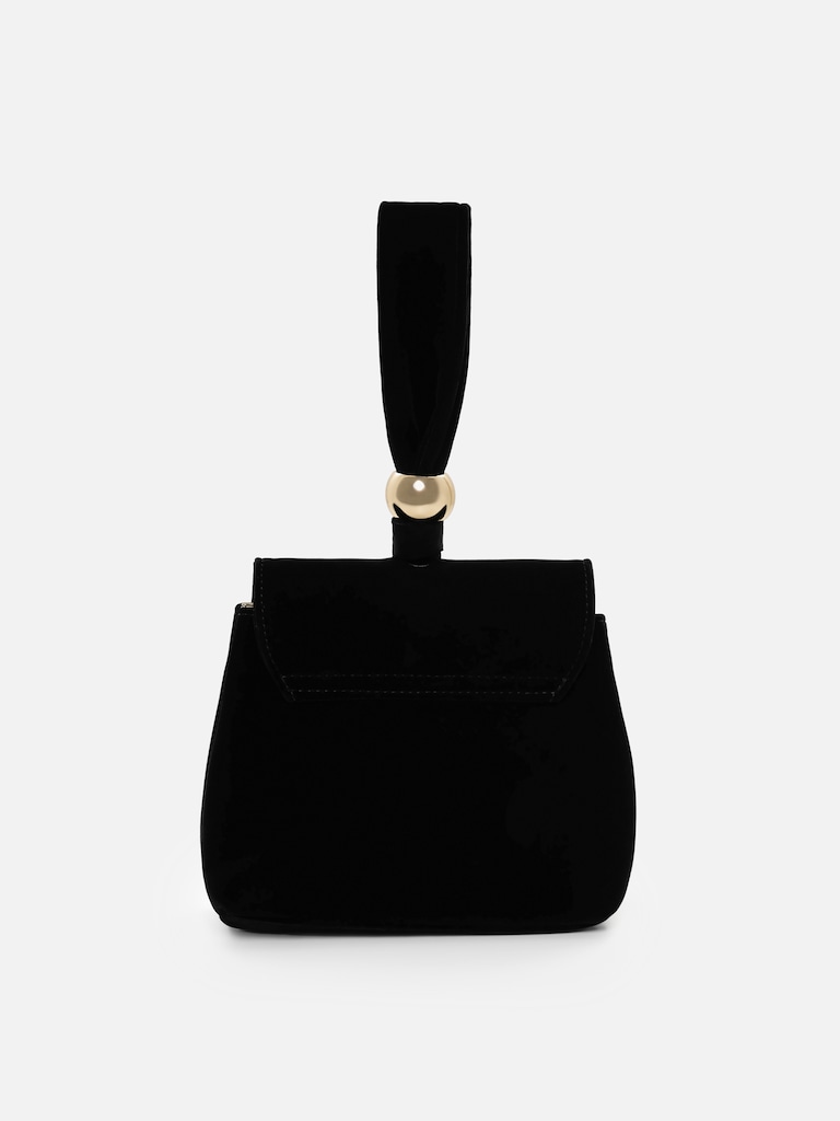 Velvet bag with golden fittings